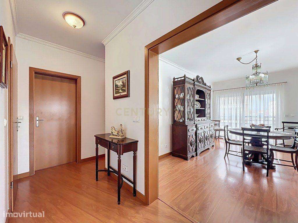 T1 com 175 m² no Paim | Localização Premium | Garagem + Arrecadação | - Grande imagem: 5/21