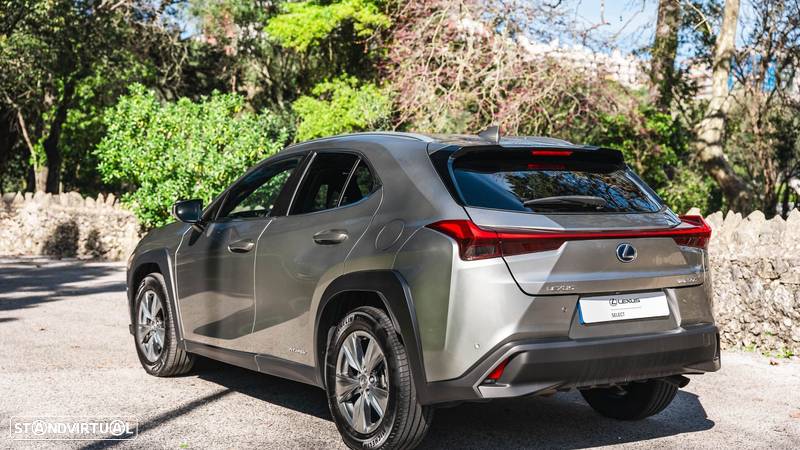 Lexus UX 250h Executive+ - 7