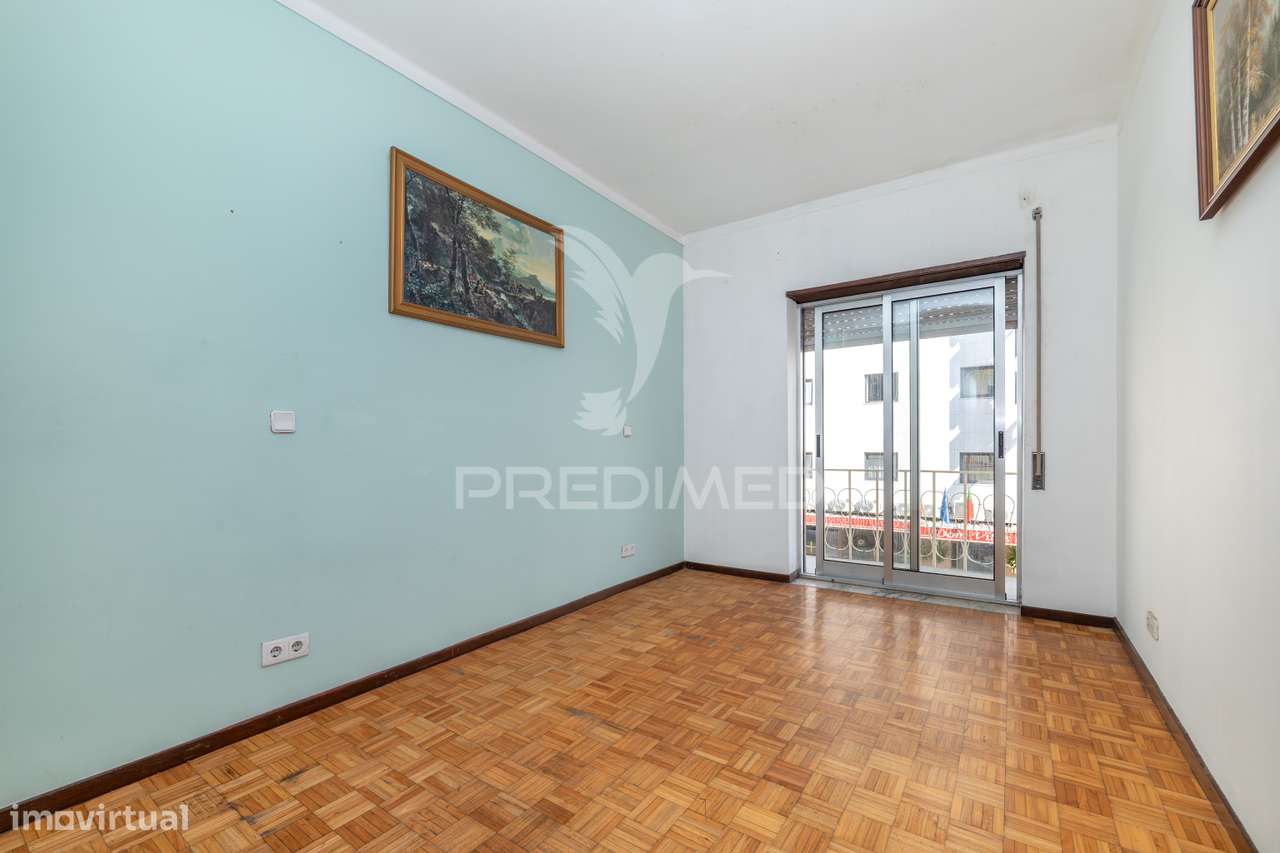 Apartamento T2+1 - Rua Conselheiro Lobato - Grande imagem: 5/26