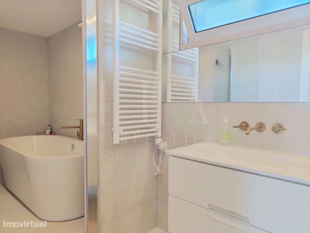 PENTHOUSE T5 DE LUXO COM VISTA FRONTAL DE MAR NO CENTRO DO ESTORIL-43