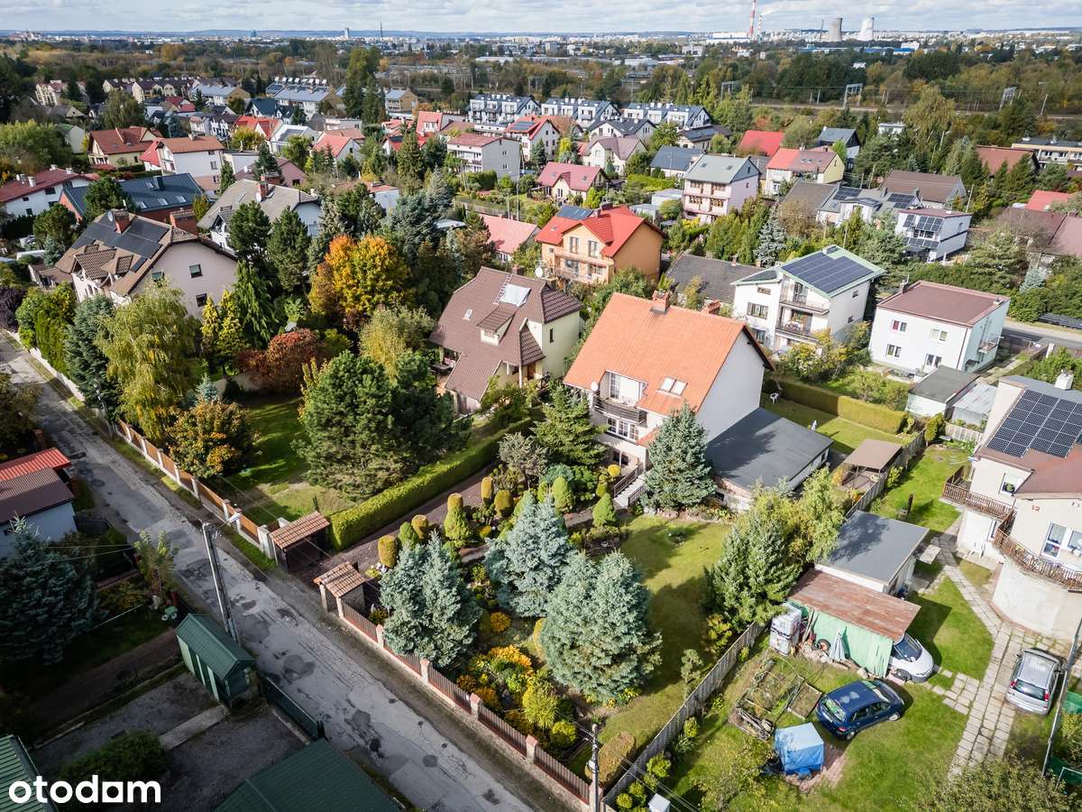 Kraków-Bieżanów-Dom wolnostojący na działce 10 arowej-1