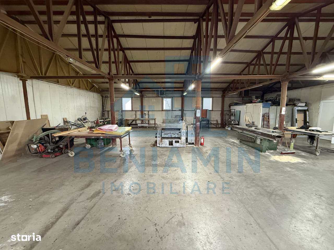 Hale disponibile - 168mp si 65mp - Bariera Valcii - Imagine principală: 3/8