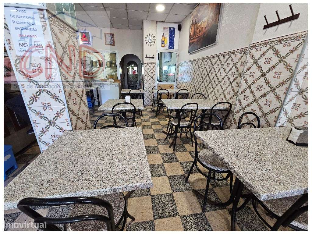 Café-Snack Bar e Cervejaria na Rinchoa com 37 lugares sentados e es...-3
