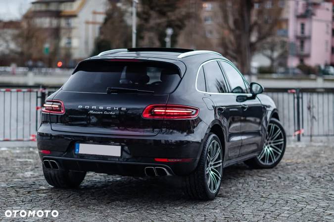 Porsche Macan Turbo - 10