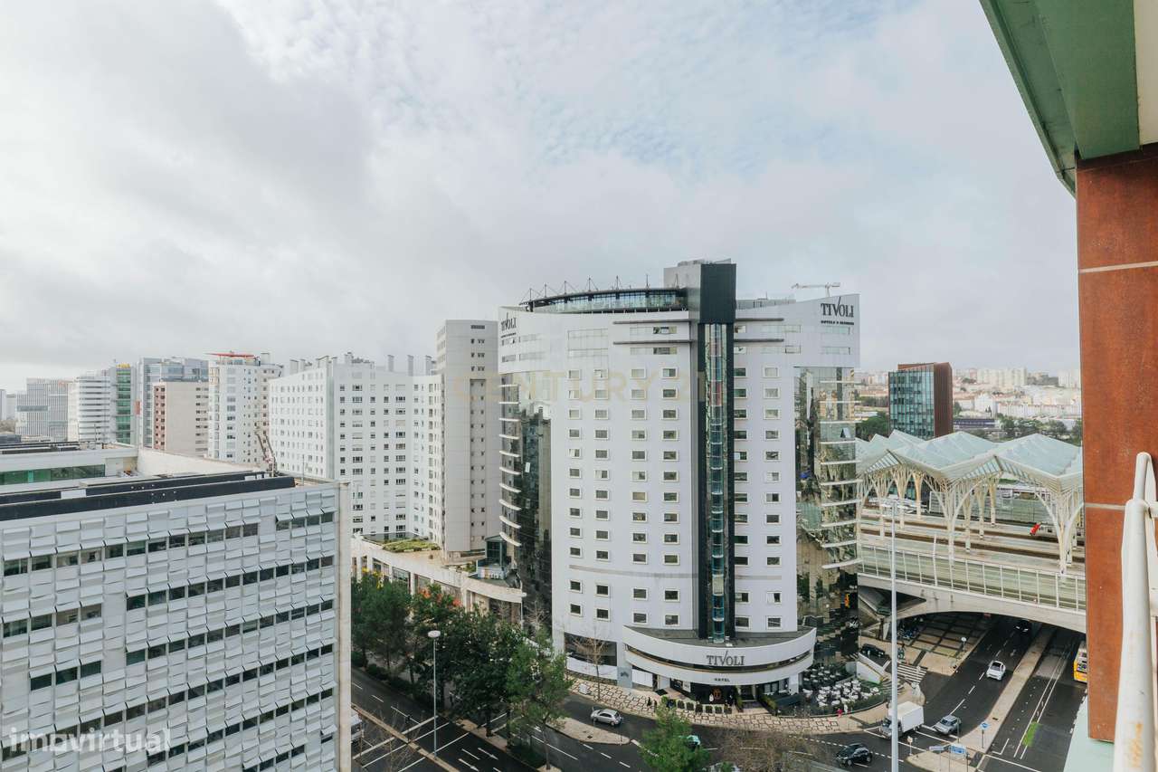 Apartamento, para arrendamento, com Vista Rio, na icónica Torre São Ga - Grande imagem: 2/17