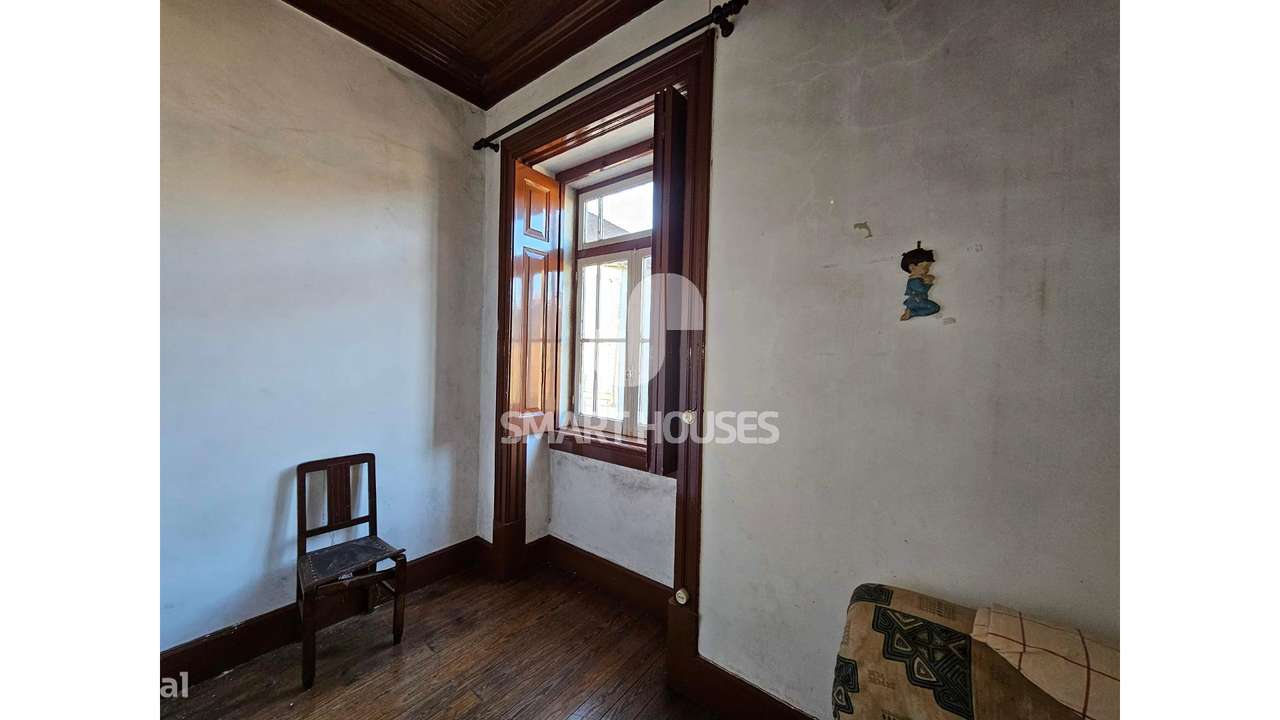 Moradia T4+T2 Pombeiro c/ terreno-12