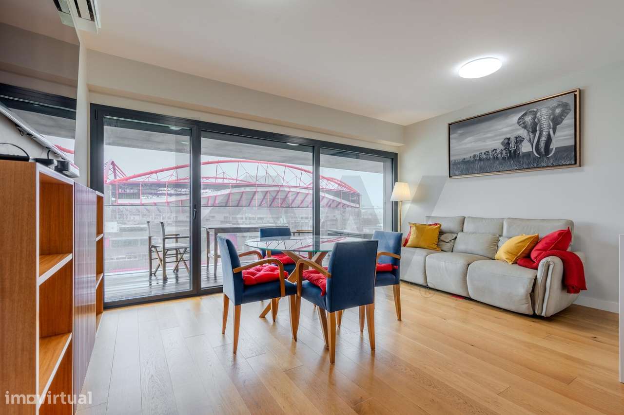 Luminoso T1 no Condomínio Lux Prime para arrendamento, mobilado e equi - Grande imagem: 5/35