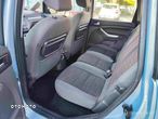 Ford C-MAX 1.8 Style - 17