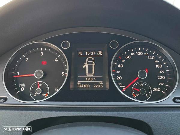 VW Passat Variant 2.0 TDi Confortline Navig - 41