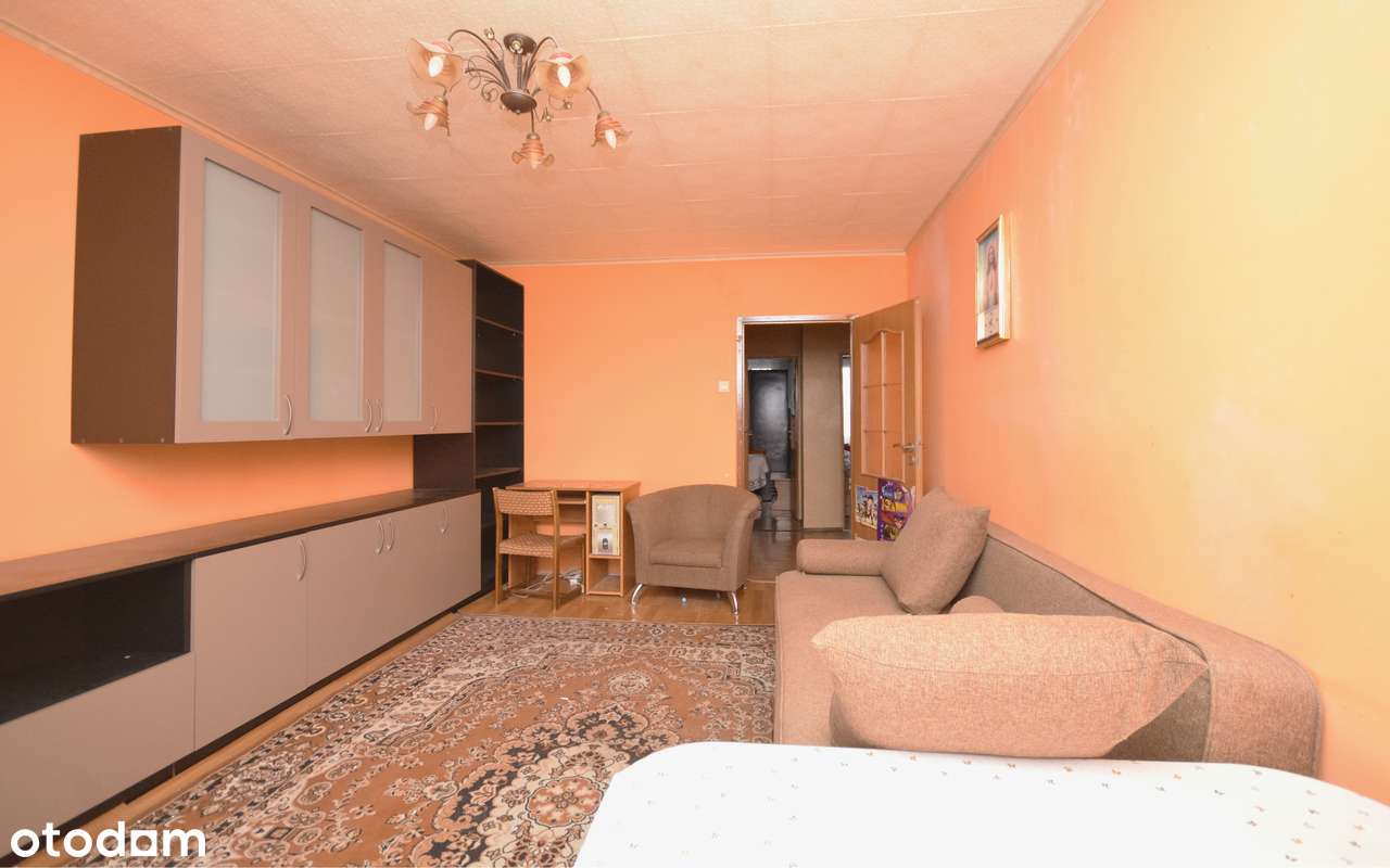 Przestronne mieszkanie 2-pokojowe, z widokiem na osiedle - Pełny obrazek: 2/8