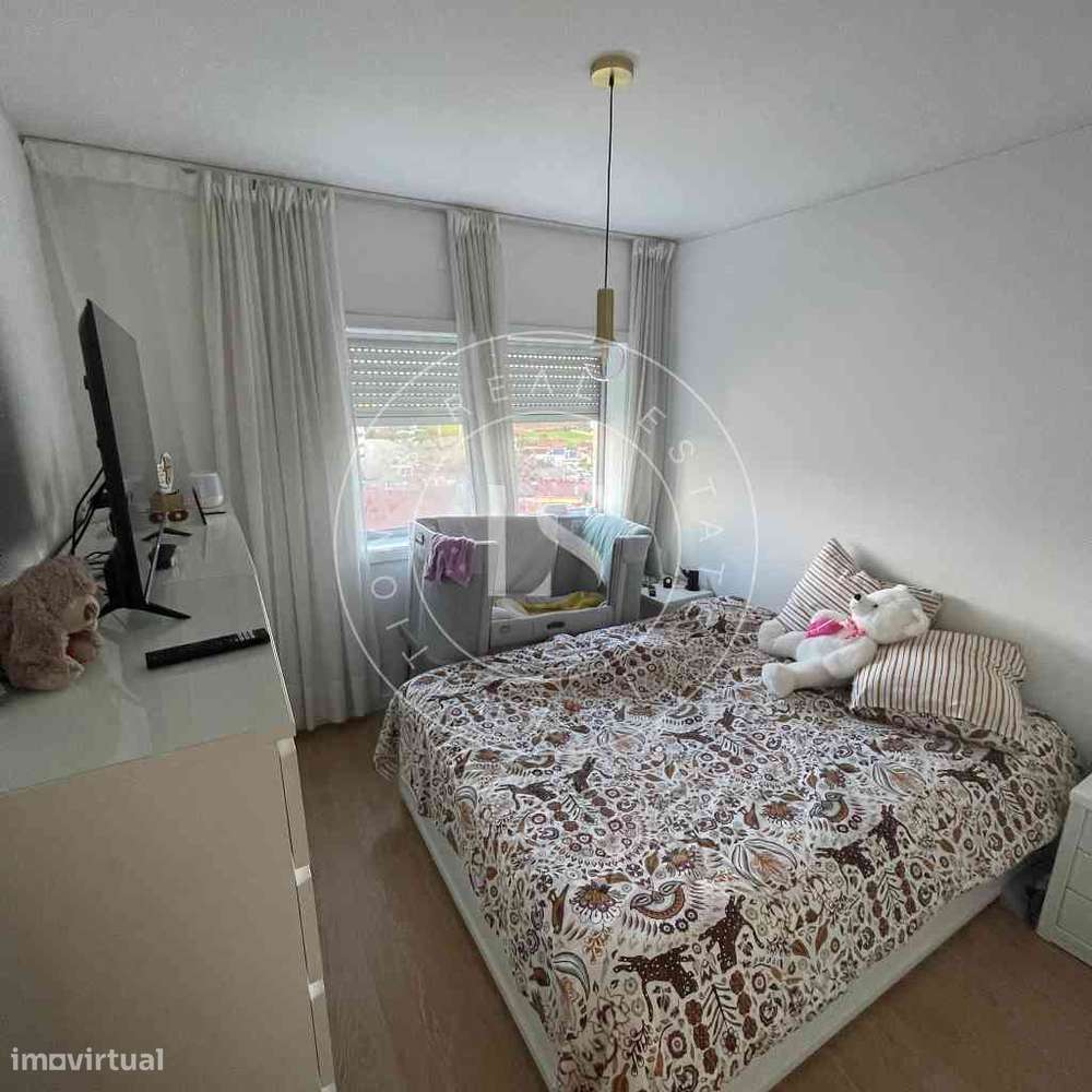 T1+1 Totalmente Remodelado — Urbanização Nortecoope, Cidade da Maia-8