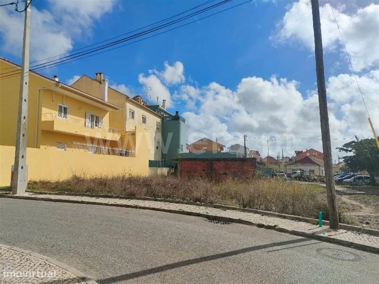 Lote de Terreno com 370m2; Casal de Cambra - Grande imagem: 2/3