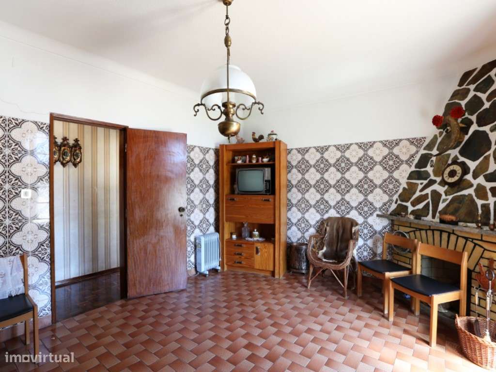 Oportunidade Prime no Centro de Alcobaça Terreno de 2.225 m² com Po...-26