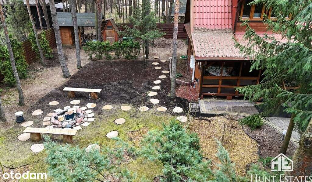 Działka w otoczeniu lasu z domem mieszkalnym i SPA-9