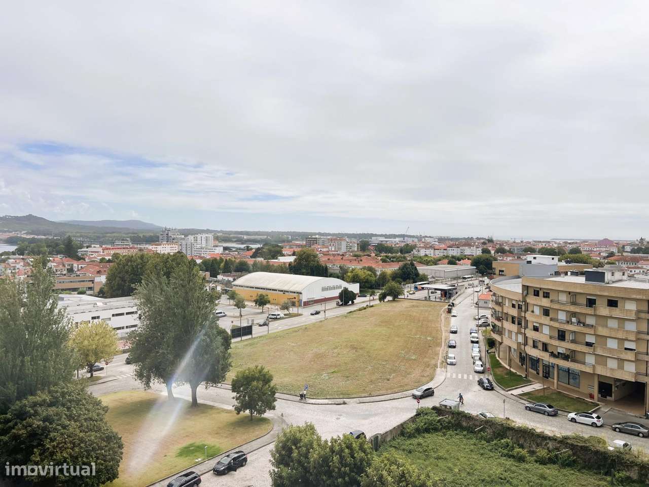 Apartamento T3 (vista panorâmica e garagem fechada 2 carros)-5