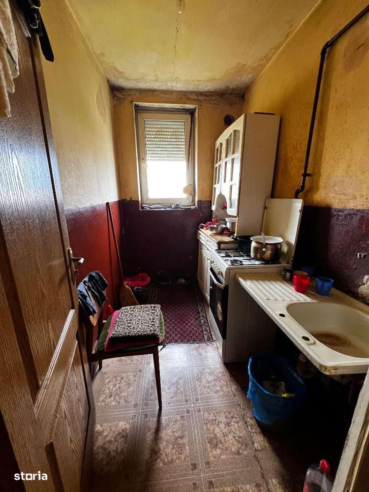 Apartament cu 2 camere decomandat, et.4, zona Ignisului, Carei - Imagine principală: 3/6