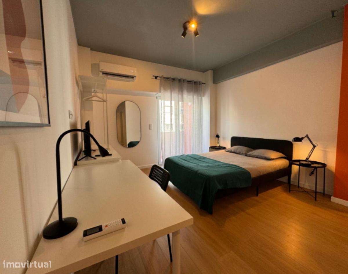 Quarto - localizado em Setubal - Grande imagem: 3/10