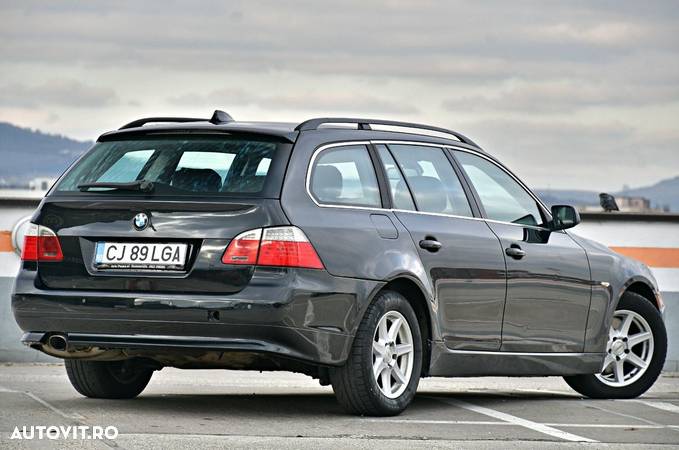 BMW Seria 5 520d Touring Aut. Edition Exclusive - 6