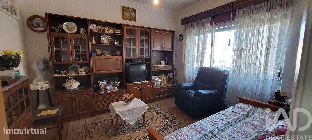 Apartamento T2 em Algés, Linda-a-Velha e Cruz Quebrada-Dafundo - Grande imagem: 2/28