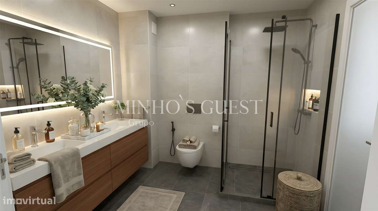 Apartamento T3 de último andar c/ varanda e vista para Av. Liberdade - - Grande imagem: 4/28