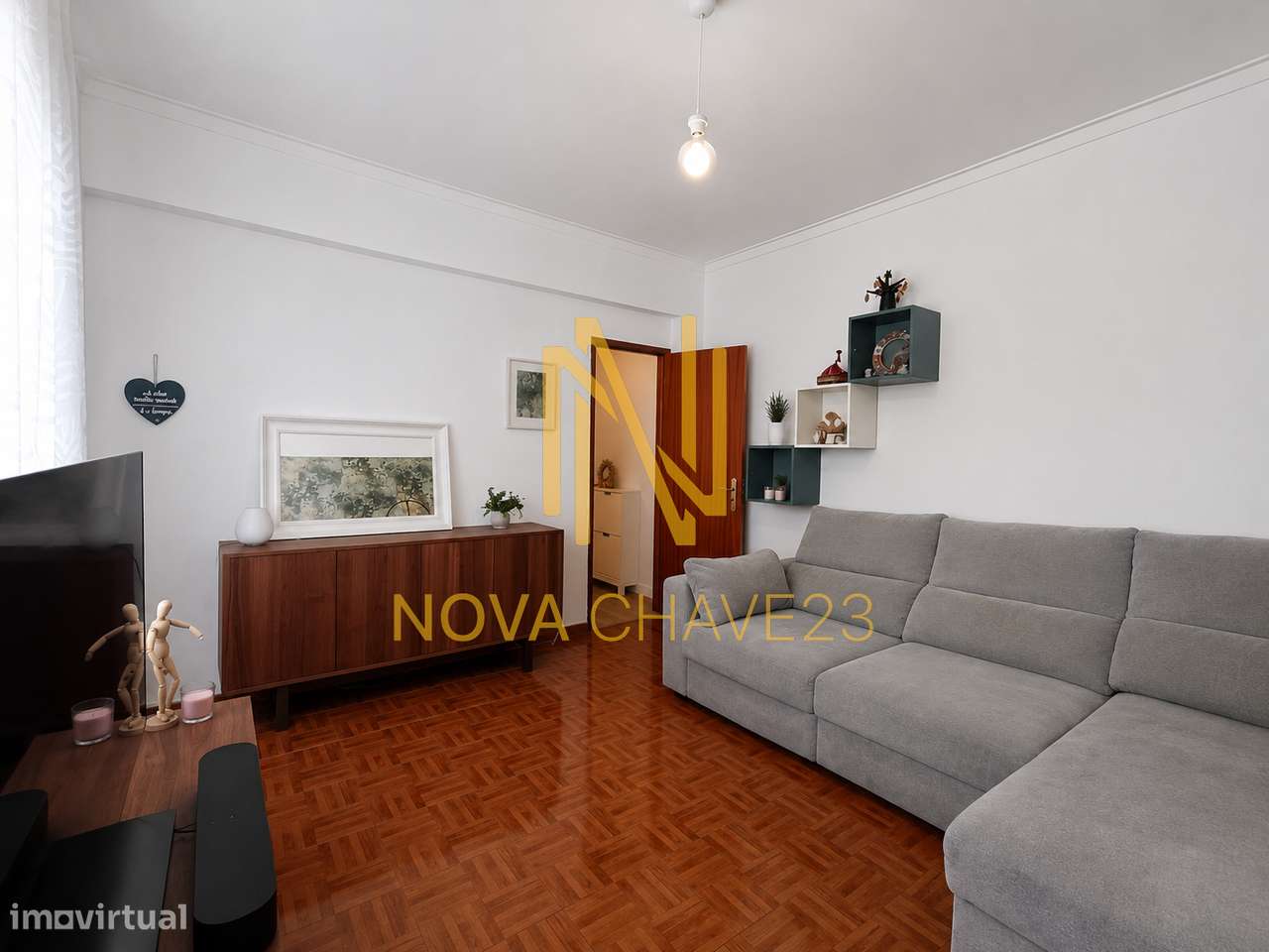Apartamento T2 na Agualva | Excelente Estado de Conservação-4