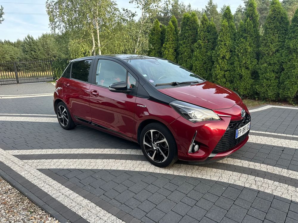 Toyota Yaris III (2011-2019) Hybrid 100 Selection Platinum 2020