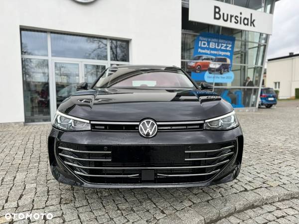 Volkswagen Passat 2.0 TDI SCR Elegance DSG - 2