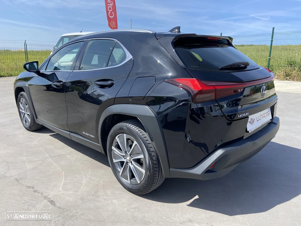 Lexus UX 300e Premium - 4