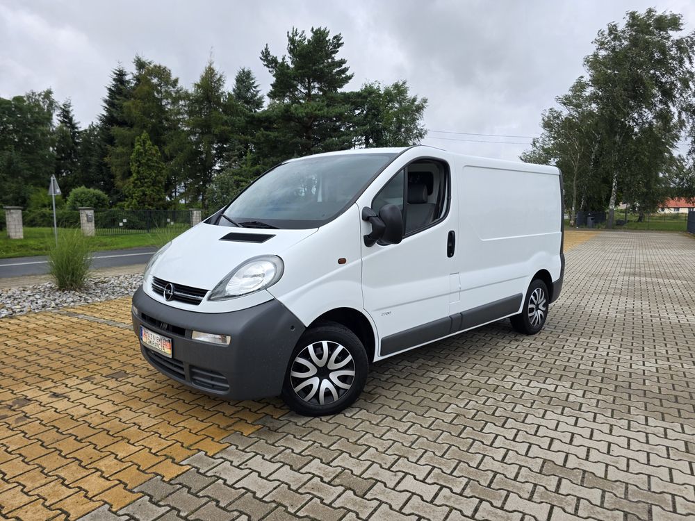 Opel Vivaro 2004