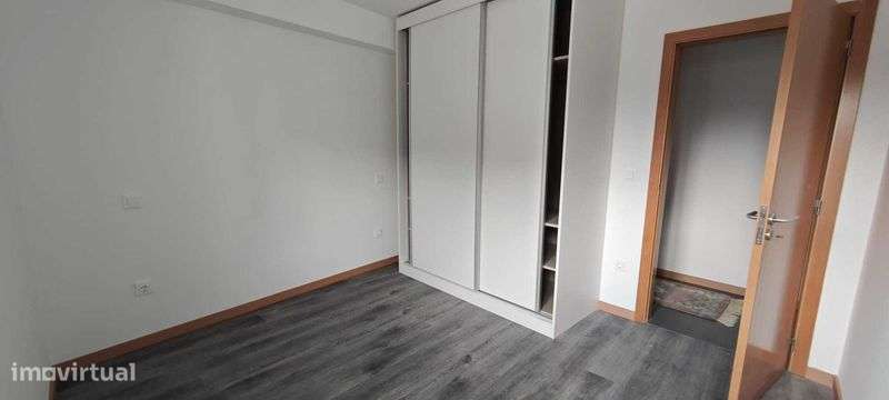 Andar Moradia T3 Totalmente Renovado- Póvoa de Lanhoso - Grande imagem: 5/11