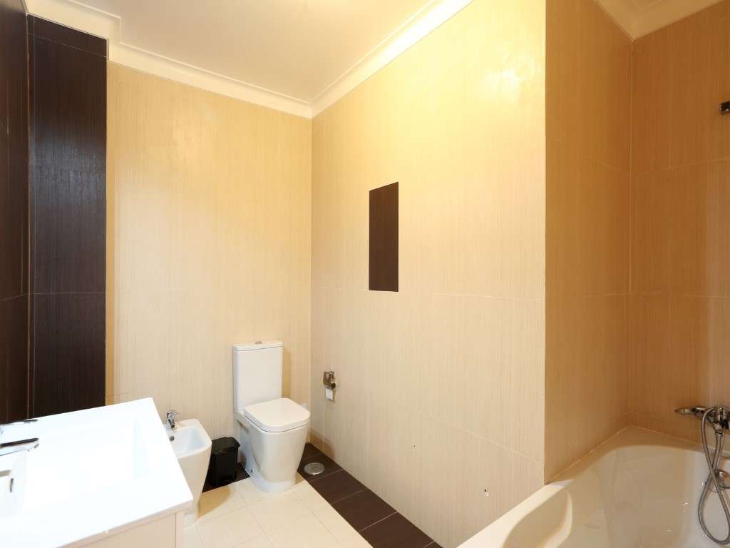 Moradia Geminada T3 com Vistas Deslumbrantes, Localizada na Serra d...-27