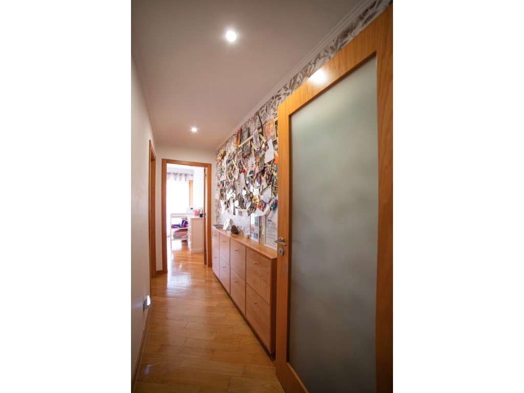 T2+1 Duplex - Urbanização da Atalaia-11