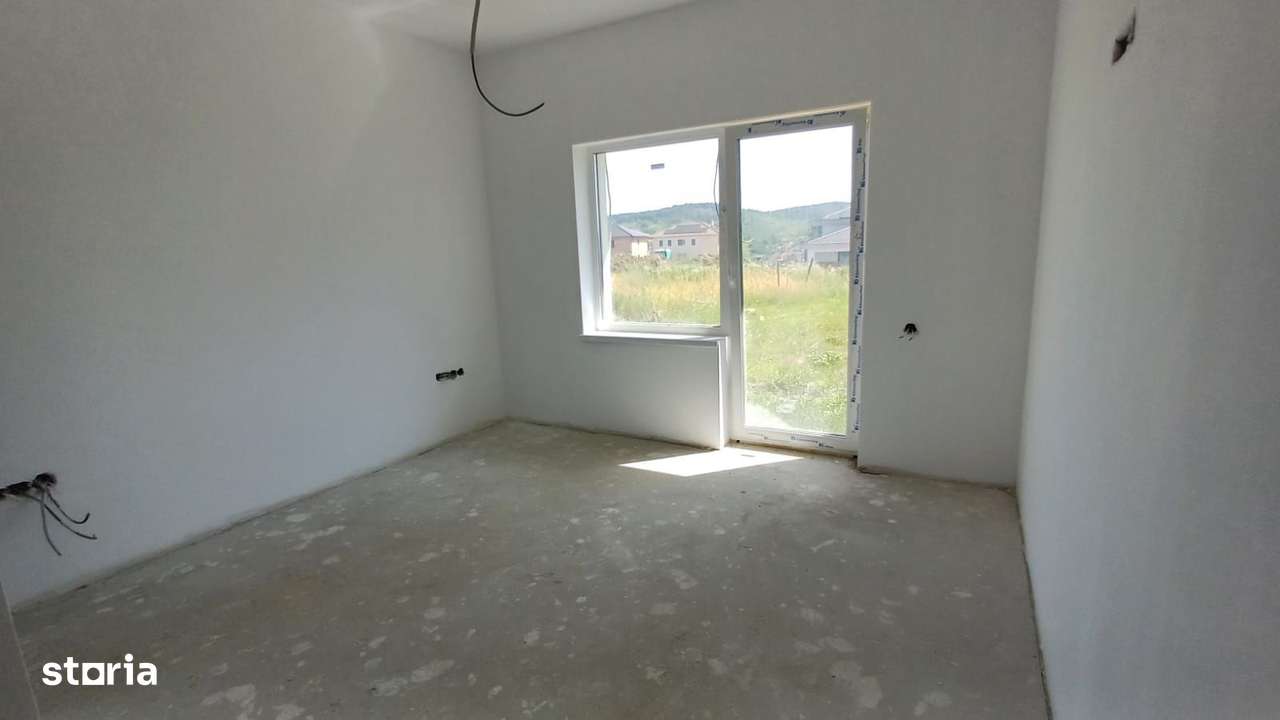 Casă individuală - Corunca-1460 mp teren-8