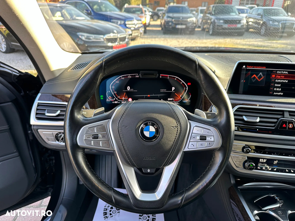 BMW Seria 7 730d xDrive - 37