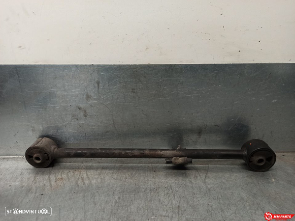 BRAÇO SUSPENSÃO INFERIOR TRASEIRO DIREITO NISSAN MICRA II K11 1999 - 1