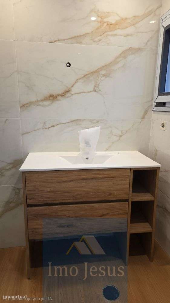 Moradia Terrêa 4 Frentes em Pedroso-9