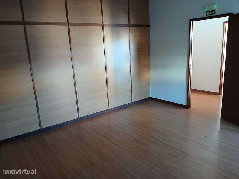 Espaço para Escritórios Empresa / Gabinetes - Grande imagem: 4/12