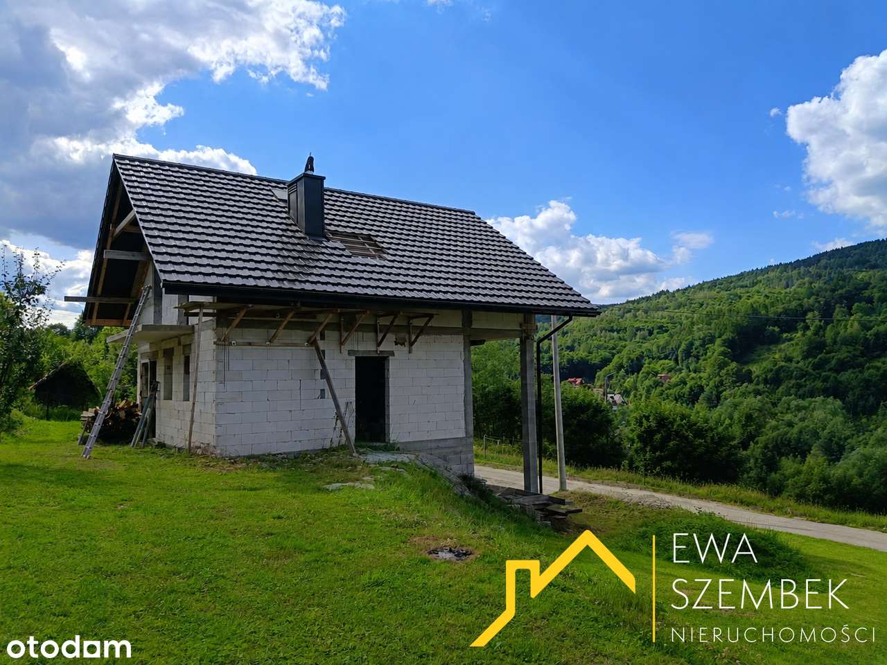 Dom jednorodzinny w górach – stan surowy, spokojna lokalizacja