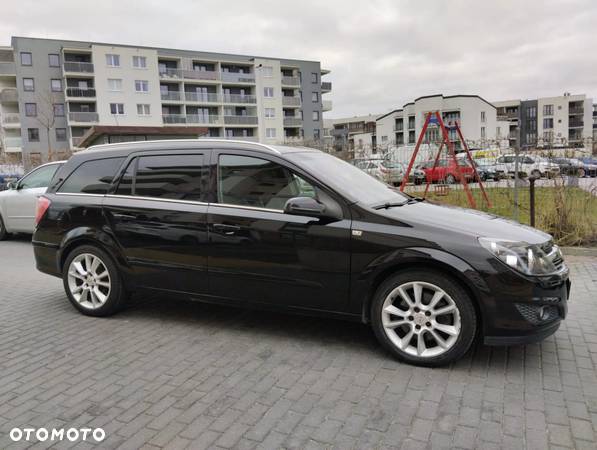 Opel Astra III 1.6 T Cosmo - 8