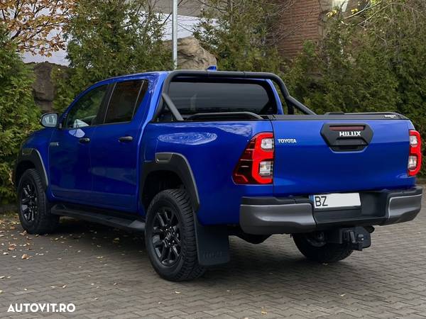 Toyota Hilux 2.8D 204CP 4x4 Double Cab AT Invincible Color Edition - 4