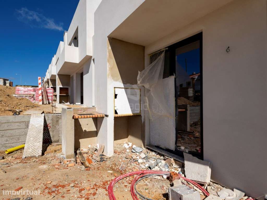 Moradia T4 nova com piscina e de Design moderno, em Mafra. - Grande imagem: 3/48