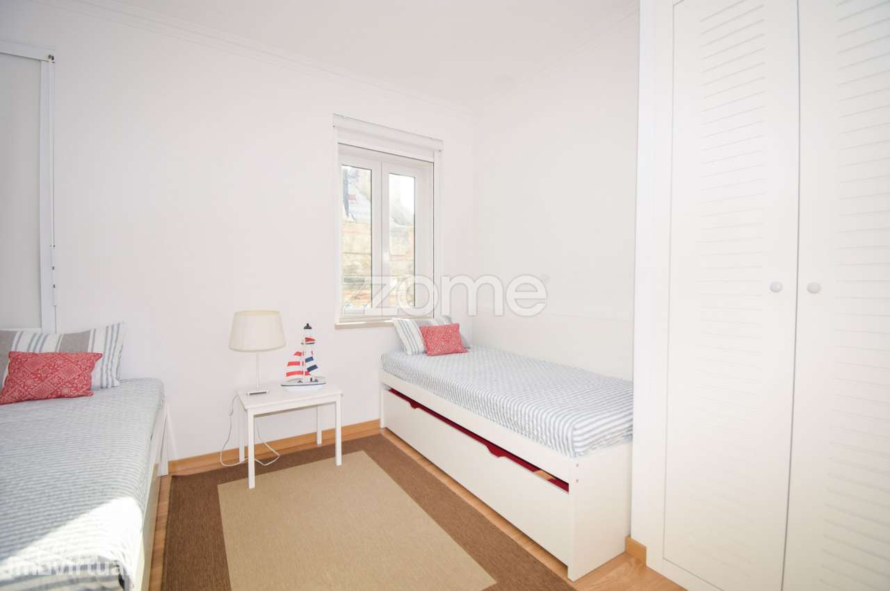 Prédio com 2 apartamentos independentes, totalmente remodelado-24