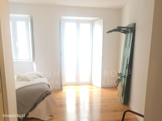 T1 mobilado e renovado na Graça, Lisboa-8