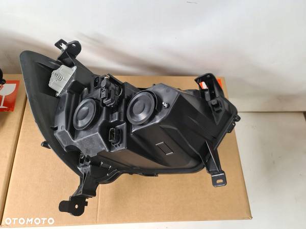 LAMPA LAMPY PRZEDNIE LED RENAULT MASTER IV NOWA - 3