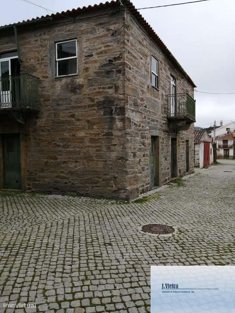 Moradia T4 Urros, Torre de Moncorvo-12