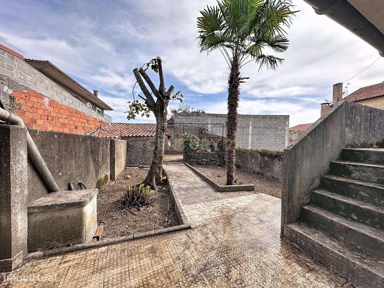 MORADIA TÉRREA COM TERRENO | ARDAZUBRE, LAMAROSA-0
