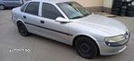 Dezmembram Opel Vectra B - 4