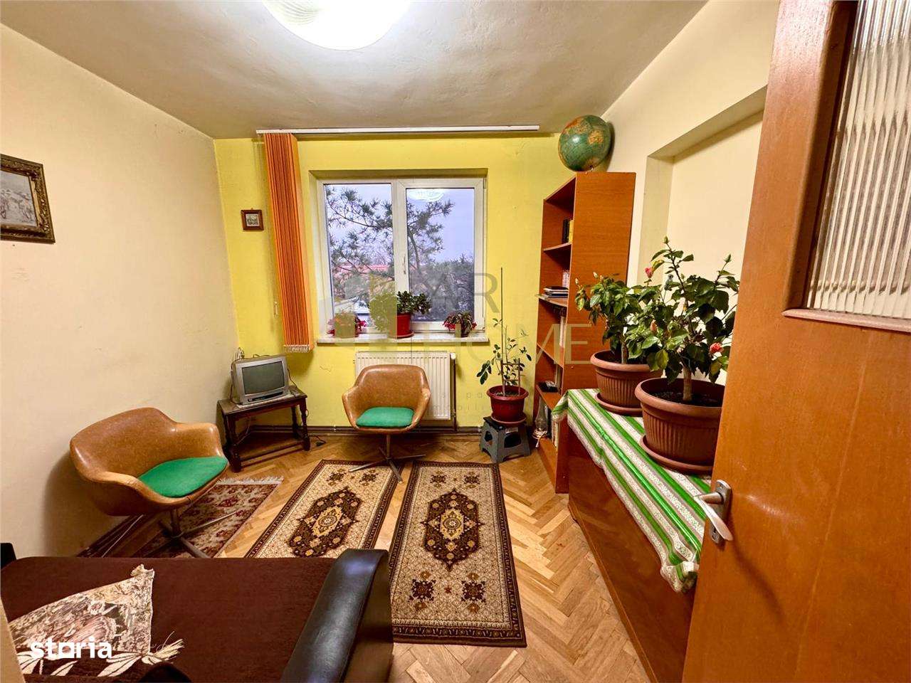 Vanzare apartament 4 camere, boxa si garaj propriu, in Ploiesti, zona - Imagine principală: 5/20