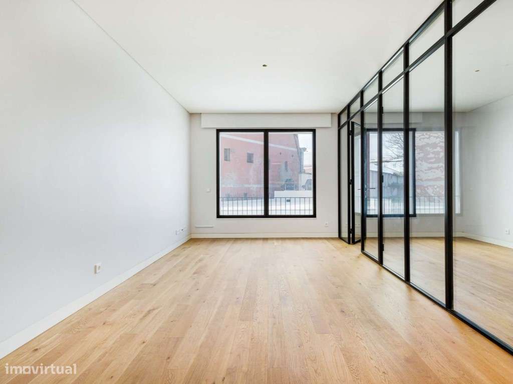 Apartamento T1 para arrendamento sem móveis em Santo António - Grande imagem: 4/27