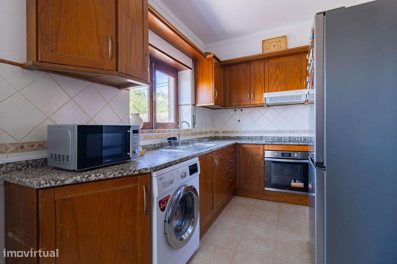 Apartamento T3 com Terraço e Vista Serra em Mira de Aire